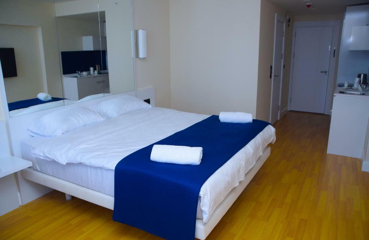 Sea View From The Clouds Aparthotel Batumi Exterior photo